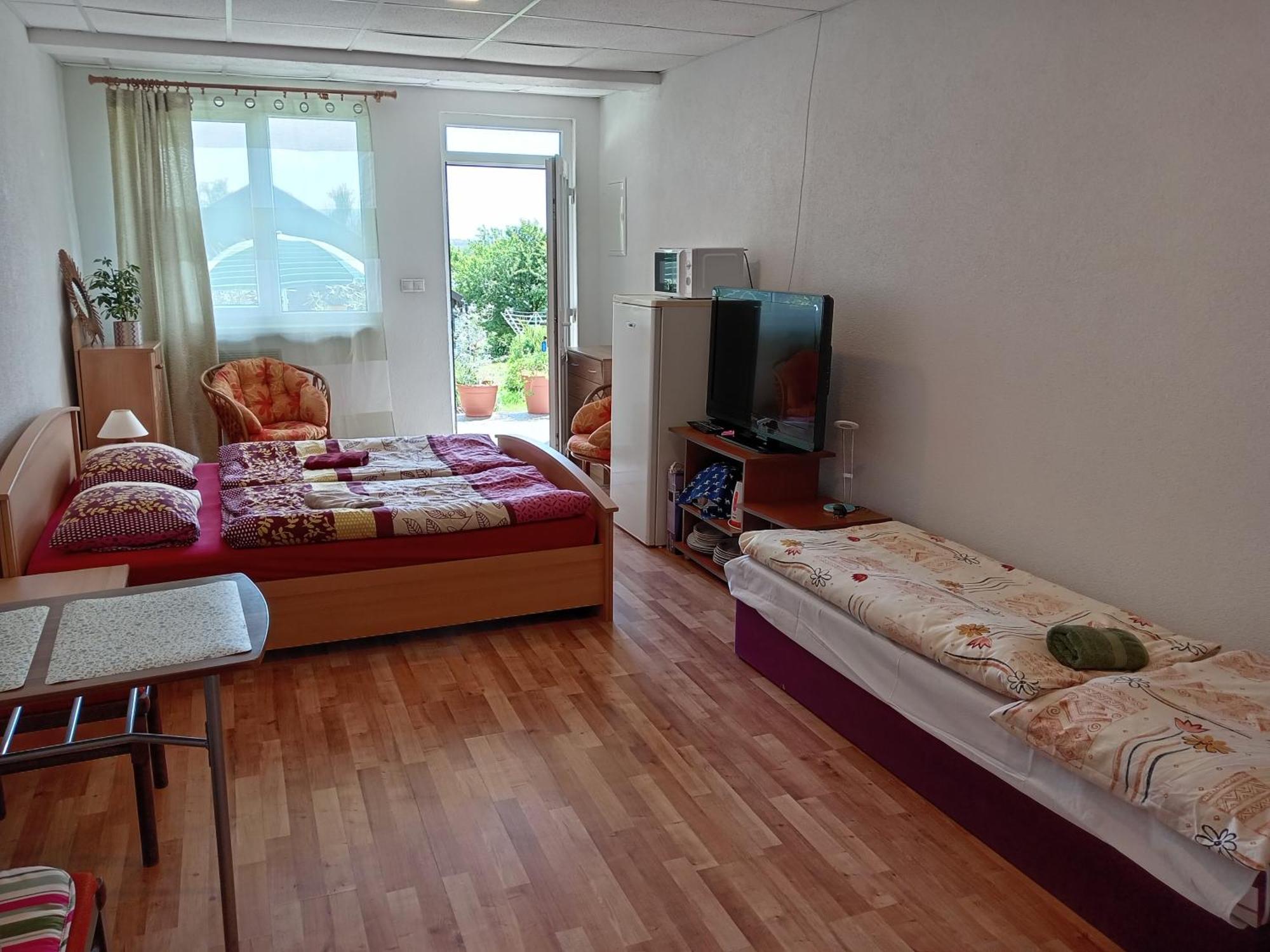 Apartmany Fantagiro Kaluza Bagian luar foto